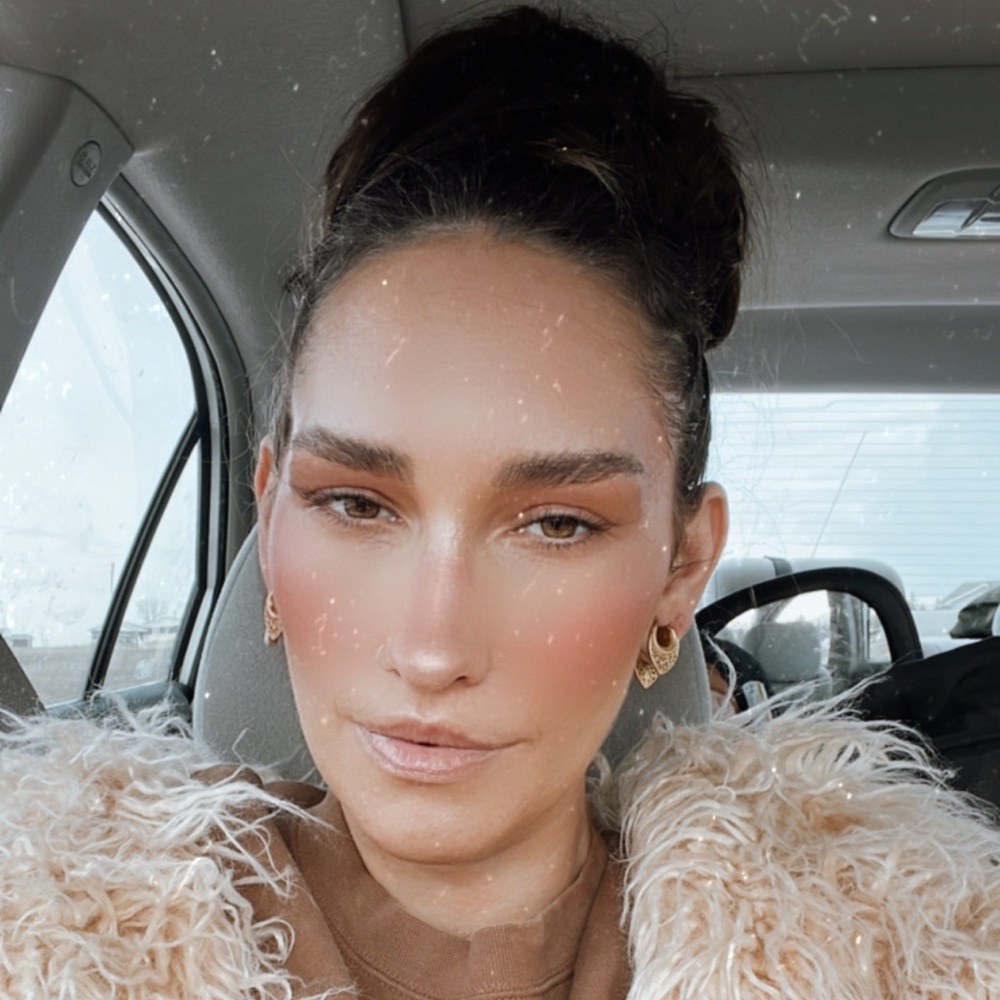 Meet your Posher, Kelsey